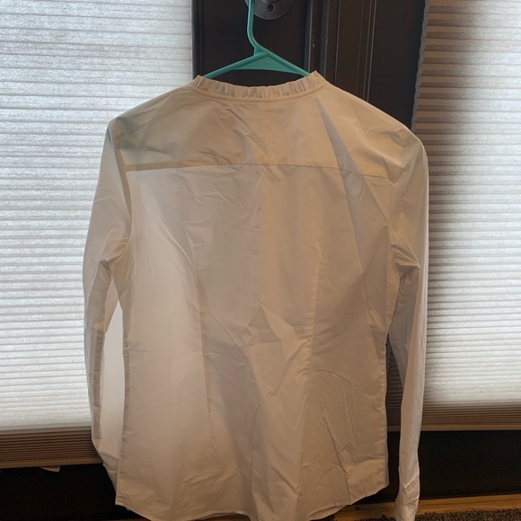 White Ann Taylor Button down - NWOT - Picture 2 of 6
